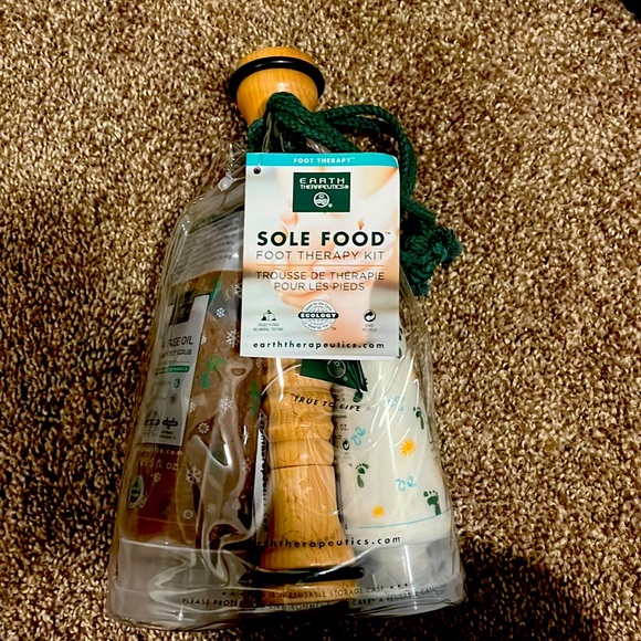 COPY - Earth Therapeutics Sole Food Foot Therapy Kit - Picture 2 of 4